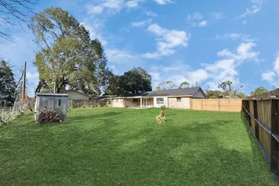 13103 Suzanne Street, Stafford, TX 77477 - Photo 38