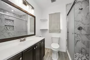 13103 Suzanne St, Stafford, TX 77477 - Photo 26