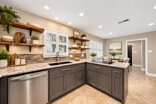 10818 Creektree Dr, Houston, TX 77070 - Photo 6