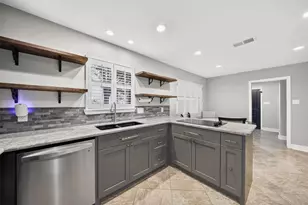 10818 Creektree Dr, Houston, TX 77070 - Photo 8