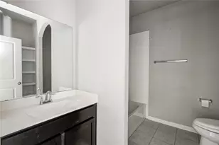 10406 Sill Pr Dr, Rosharon, TX 77583 - Photo 18