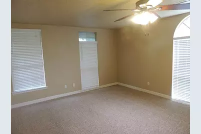 1200 E 24th Street, Houston, TX 77009 - Photo 6
