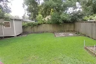 1200 E 24th St, Houston, TX 77009 - Photo 2