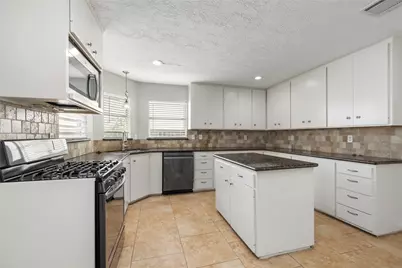 1200 E 24th Street, Houston, TX 77009 - Photo 12