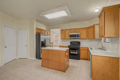 10840 Sycamore Drive N, La Porte, TX 77571 - Photo 16