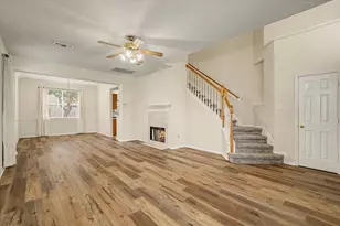 10840 Sycamore Dr N, La Porte, TX 77571 - Photo 8