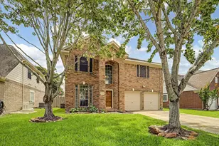 10840 Sycamore Dr N, La Porte, TX 77571 - Photo 1