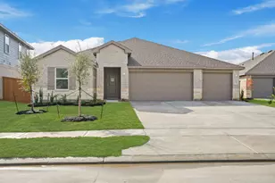 693 Canadian Trl, Dayton, TX 77535 - Photo 2