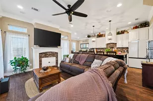 912 County Rd 340, Angleton, TX 77515 - Photo 10