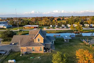 912 County Rd 340, Angleton, TX 77515 - Photo 38