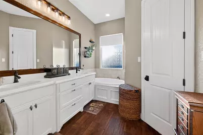 912 County Road 340, Angleton, TX 77515 - Photo 30