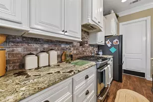 912 County Rd 340, Angleton, TX 77515 - Photo 14