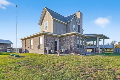 912 County Road 340, Angleton, TX 77515 - Photo 4