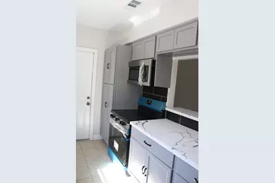 4018 Easy Street, Dickinson, TX 77539 - Photo 4