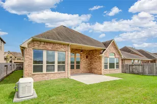 1644 Longwood Glen Ln, Friendswood, TX 77546 - Photo 44