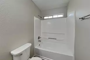 21210 Bridgemeadows Ln, Katy, TX 77449 - Photo 18