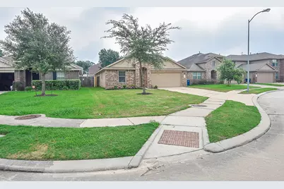 2203 Treasure Mountain Drive, Spring, TX 77388 - Photo 2