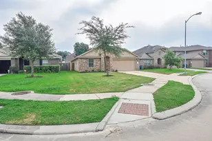 2203 Treasure Mountain Dr, Spring, TX 77388 - Photo 2
