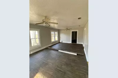 5135 Irving Street, Beaumont, TX 77705 - Photo 2