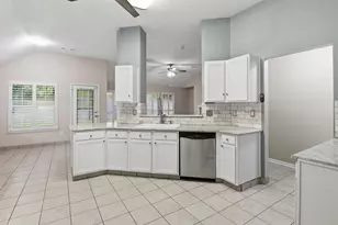 7215 Pembrough Ln, Katy, TX 77494 - Photo 14