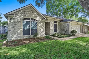 7215 Pembrough Ln, Katy, TX 77494 - Photo 4