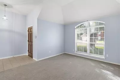 7215 Pembrough Lane, Katy, TX 77494 - Photo 8