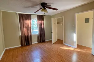 2800 Jeanetta St, Houston, TX 77063 - Photo 2