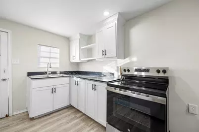 118 N Palmas Street, Weslaco, TX 78596 - Photo 6