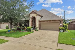 521 East Fork, Webster, TX 77598 - Photo 2