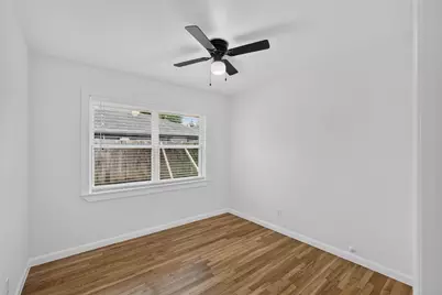 8733 Lugary Drive, Houston, TX 77074 - Photo 24