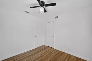 8733 Lugary Dr, Houston, TX 77074 - Photo 26