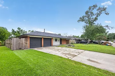 8733 Lugary Drive, Houston, TX 77074 - Photo 8