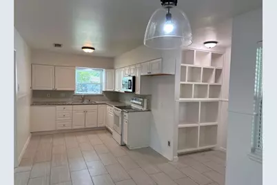 8733 Lugary Drive, Houston, TX 77074 - Photo 6
