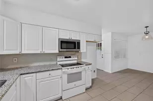 8733 Lugary Dr, Houston, TX 77074 - Photo 18