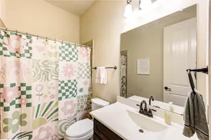 298 Clearwood Dr, League City, TX 77573 - Photo 12