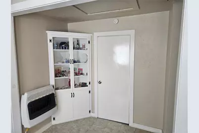 710 Milam Avenue, Eagle Lake, TX 77434 - Photo 8