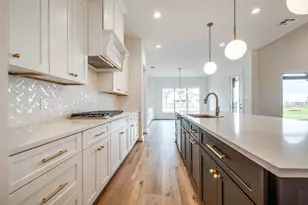 217 Arborwood Dr, Waller, TX 77484 - Photo 18