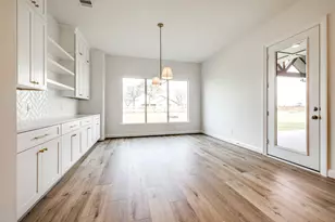 217 Arborwood Dr, Waller, TX 77484 - Photo 32