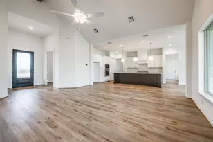 217 Arborwood Dr, Waller, TX 77484 - Photo 10