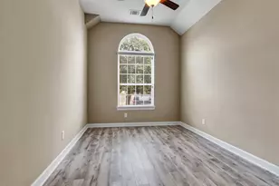 375 Westlake Terrace Dr, Conroe, TX 77304 - Photo 12