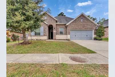 375 Westlake Terrace Drive, Conroe, TX 77304 - Photo 2