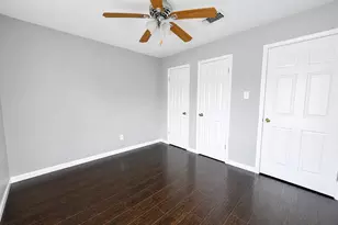 12027 Silver Island Cir, Houston, TX 77067 - Photo 6