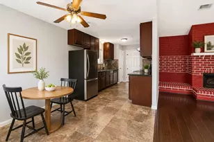 12027 Silver Island Cir, Houston, TX 77067 - Photo 4
