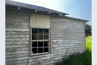 408 W Edward Street, Falfurrias, TX 78355 - Photo 2