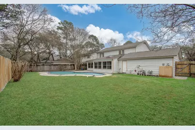 7522 Fernbrook Lane, Houston, TX 77070 - Photo 36