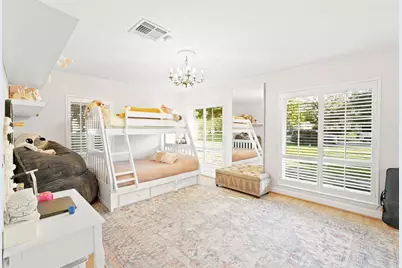 758 W 42nd Street, Houston, TX 77018 - Photo 20