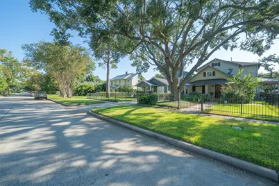 1810 Cortlandt Street, Houston, TX 77008 - Photo 16