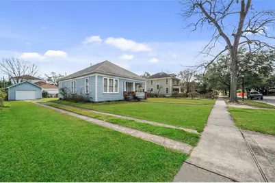 1810 Cortlandt Street, Houston, TX 77008 - Photo 2