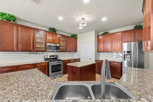 11023 Barker Grv Ln, Cypress, TX 77433 - Photo 8