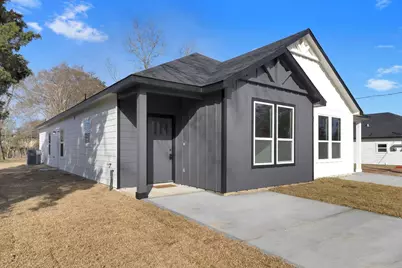 106 Runnels Street, Willis, TX 77378 - Photo 6